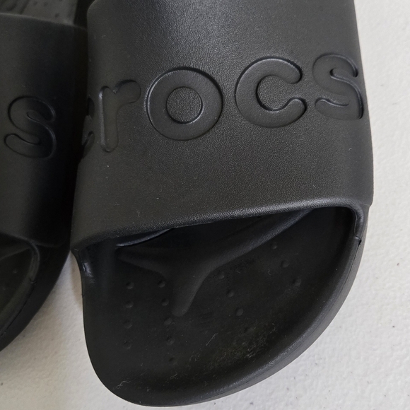Crocs Black Slide Sandals Size Men's 7 /Women's 9 - Picture 6 of 9